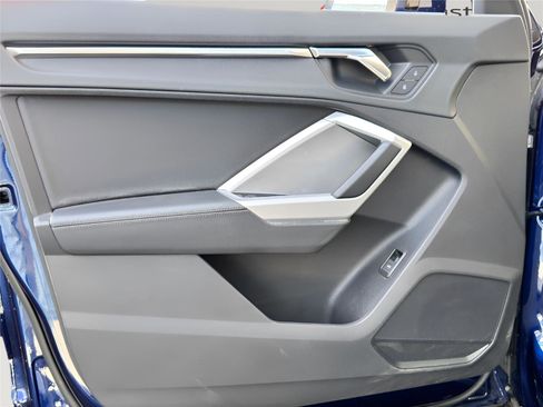 Used 2021 Audi Q3 2.0T Premium Plus w/ Premium Plus Package image 18