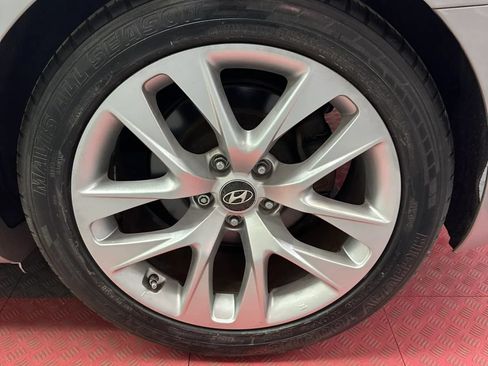 Used 2014 Hyundai Genesis 2.0T RWD image 26