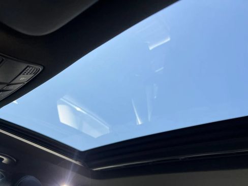 Used 2018 Mercedes-Benz C 300 Sedan image 26