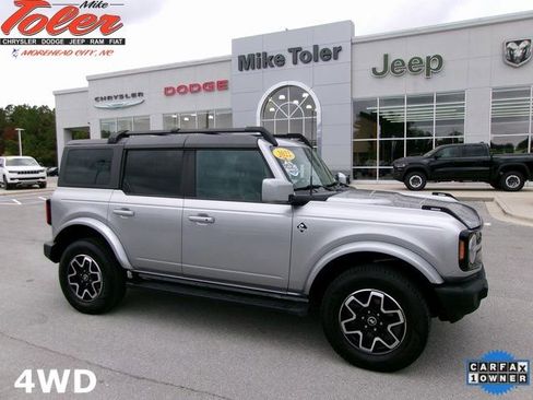 Used 2022 Ford Bronco Outer Banks AWD/4WD image 1