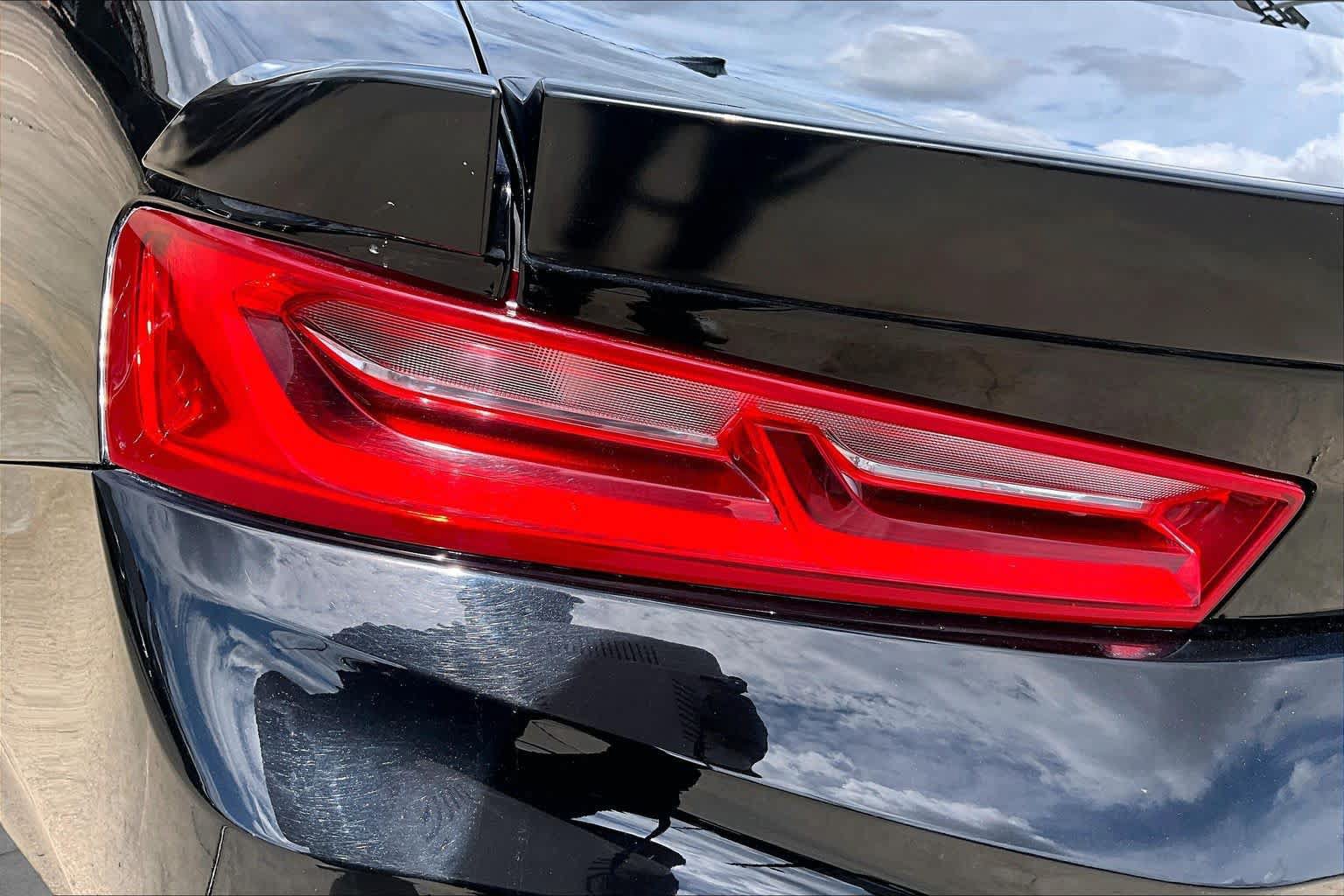 Used 2018 Chevrolet Camaro SS RWD image 28