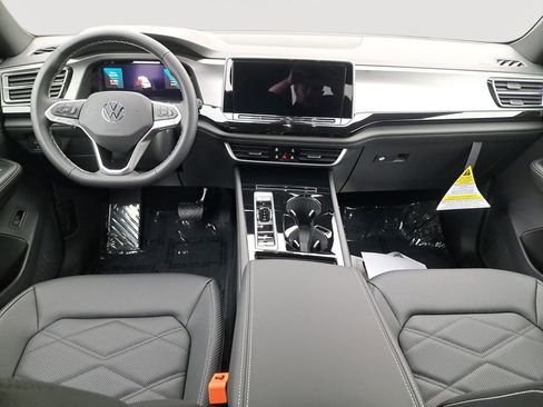 New 2025 Volkswagen Atlas Cross Sport SE AWD/4WD image 21
