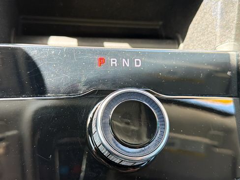 Used 2021 Jeep Grand Cherokee L Limited RWD image 17