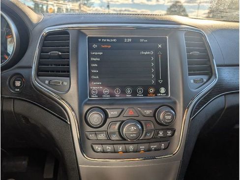 Used 2018 Jeep Grand Cherokee High Altitude image 23