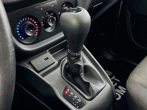 Used 2022 RAM ProMaster City Wagon image 16