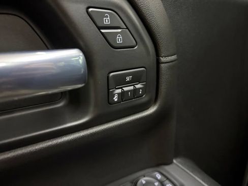 Used 2020 Chevrolet Silverado 1500 LTZ w/ LTZ Premium Package AWD/4WD image 34