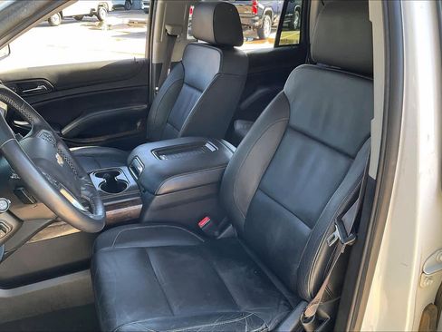 Used 2017 Chevrolet Tahoe LT w/ Luxury Package image 9