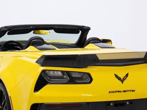 Used 2018 Chevrolet Corvette Z06 RWD image 20