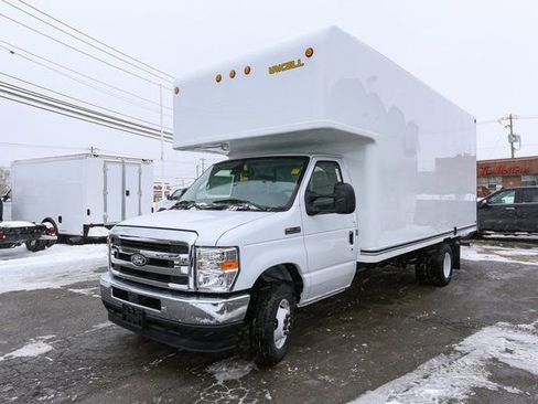 New 2026 Ford E-450 and Econoline 450 Super Duty w/ Interior Upgrade Package image 5