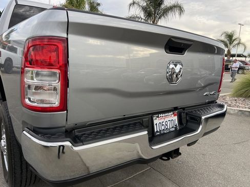 Used 2024 RAM 2500 Tradesman w/ Chrome Appearance Group image 13