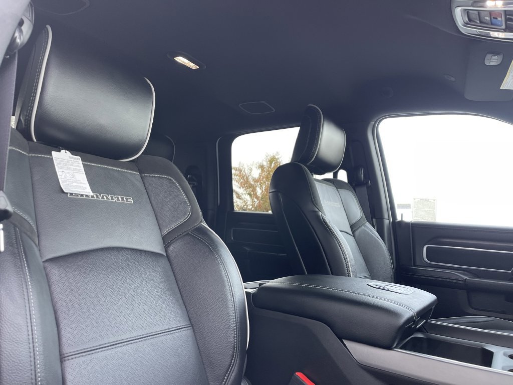 New 2026 RAM 2500 Laramie AWD/4WD image 40