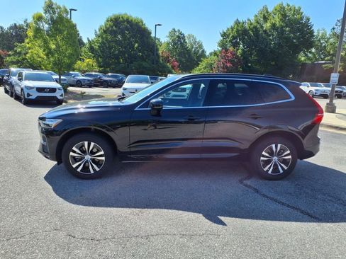 Certified 2023 Volvo XC60 B5 Core image 8