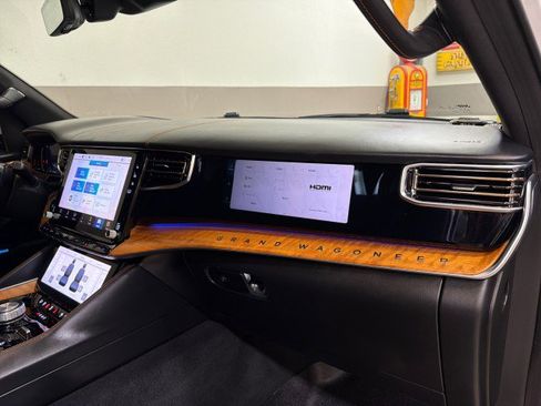 Used 2022 Jeep Grand Wagoneer Series III w/ Rear Seat Video Group 1 image 44