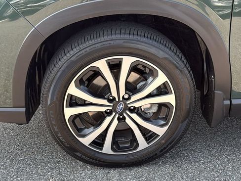 Certified 2023 Subaru Forester Limited AWD/4WD image 8