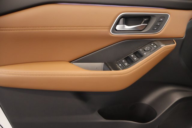 New 2026 Nissan Rogue Platinum AWD/4WD image 9