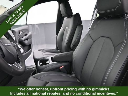 New 2026 Chrysler Voyager LX image 11