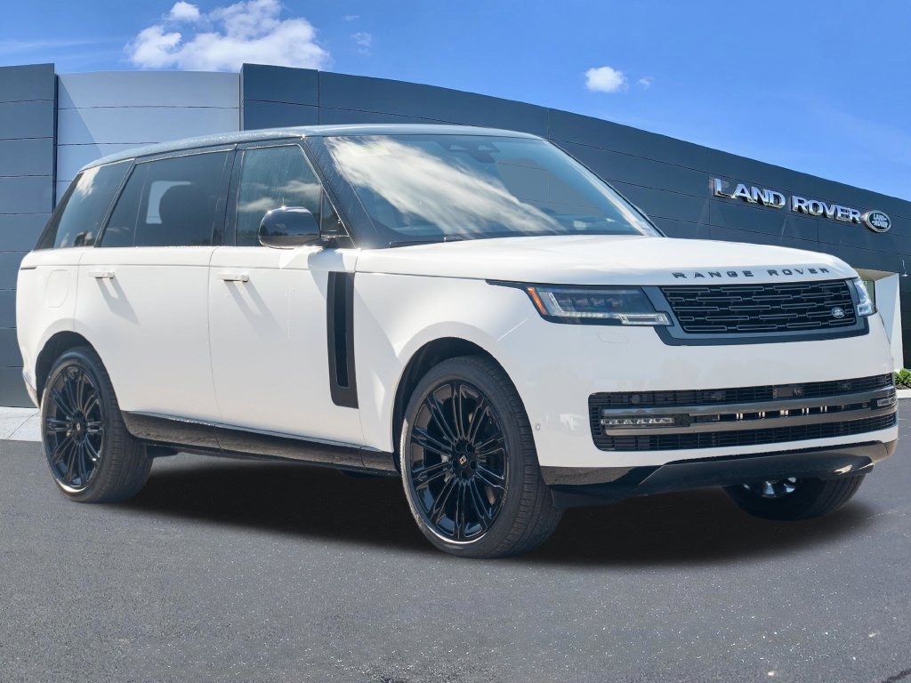 New 2027 Land Rover Range Rover Long Wheelbase SE AWD/4WD image 3