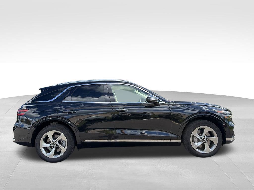 Used 2026 Genesis GV70 2.5T Select AWD/4WD image 2