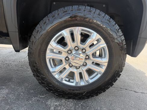 Used 2020 GMC Sierra 2500 Denali w/ Denali Ultimate Package AWD/4WD image 14