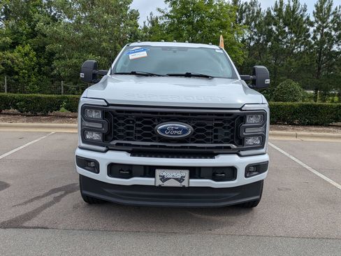 Certified 2024 Ford F250 XL w/ STX Appearance Package AWD/4WD image 9