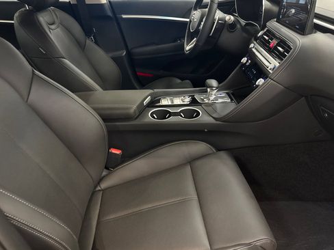New 2026 Genesis G70 2.5T RWD image 15