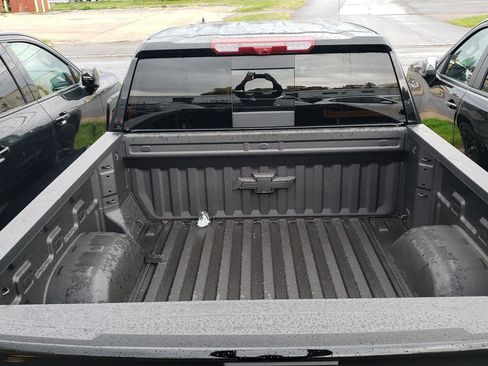 New 2025 Chevrolet Silverado 1500 High Country w/ Midnight Edition image 19