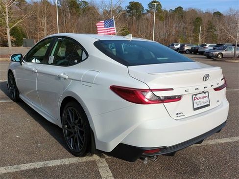 New 2026 Toyota Camry SE image 6