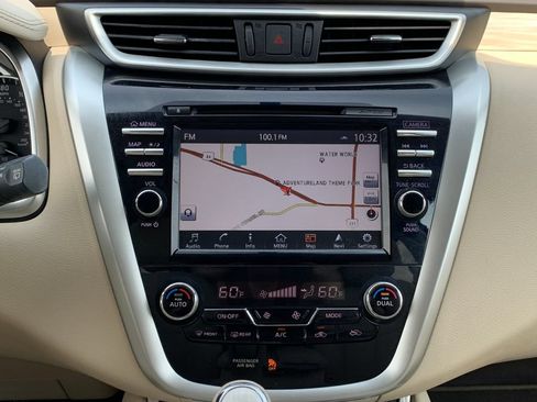 Used 2018 Nissan Murano Platinum FWD image 16