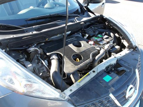 Used 2011 Nissan Juke SV FWD image 21