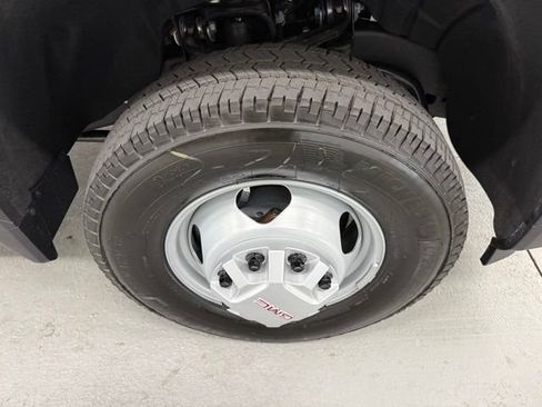 New 2026 GMC Sierra 3500 Pro w/ Convenience Package image 4