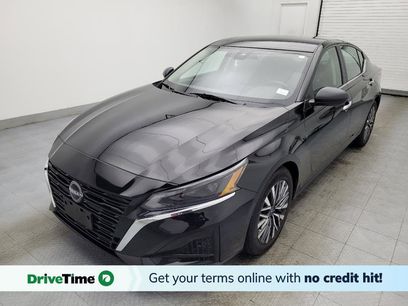 Used 2024 Nissan Altima 2.5 SV