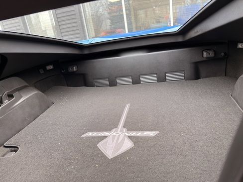 Used 2014 Chevrolet Corvette Stingray Coupe image 21