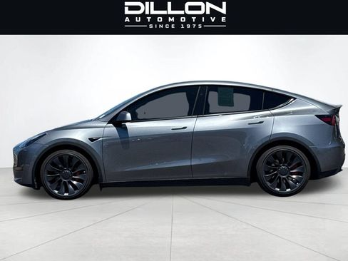Used 2024 Tesla Model Y Performance AWD/4WD image 7