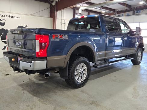 Used 2017 Ford F250 Lariat w/ Chrome Package image 18