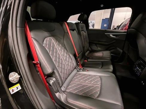 Certified 2026 Audi Q7 3.0T Prestige w/ Prestige Package AWD/4WD image 27