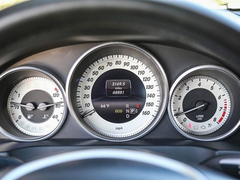 Used 2014 Mercedes-Benz E 550 Cabriolet image 35