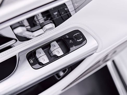 Used 2026 Mercedes-Benz Maybach SL 680 image 55