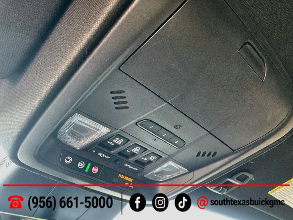 Used 2025 Cadillac XT4 Sport w/ LPO, Onyx Lite Package FWD image 21