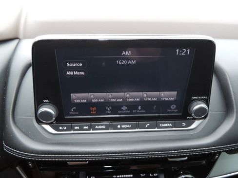 Certified 2023 Nissan Rogue SV image 22