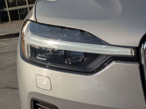 Used 2023 Volvo XC60 B5 Plus w/ Climate Package image 10