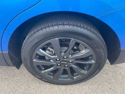 Used 2024 Chevrolet Equinox RS w/ LPO, Floor Liner Package FWD image 31