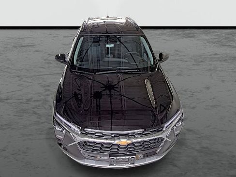 New 2026 Chevrolet Trax LT w/ Driver Confidence Package FWD image 6