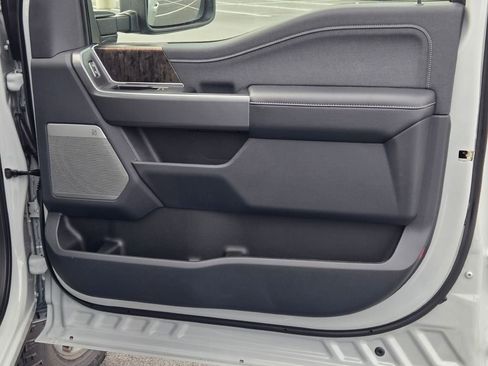 New 2026 Ford F350 Lariat w/ Tremor Off-Road Package image 4