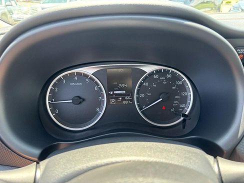 Used 2024 Nissan Kicks S FWD image 18