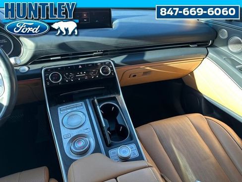 Used 2022 Genesis GV80 3.5T Advanced + image 16