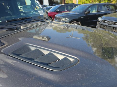 New 2025 Jeep Wrangler Unlimited Rubicon image 25