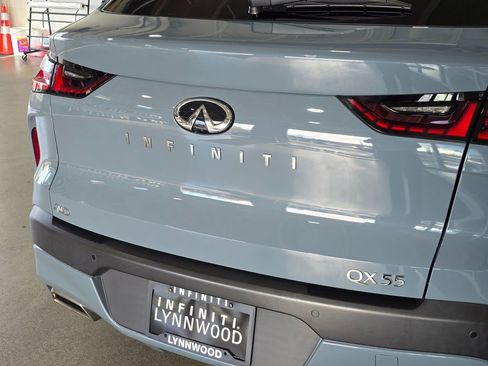 Certified 2023 INFINITI QX55 Essential AWD/4WD image 25