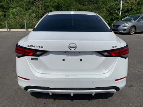 Used 2024 Nissan Sentra SV w/ SV Premium Package FWD image 6