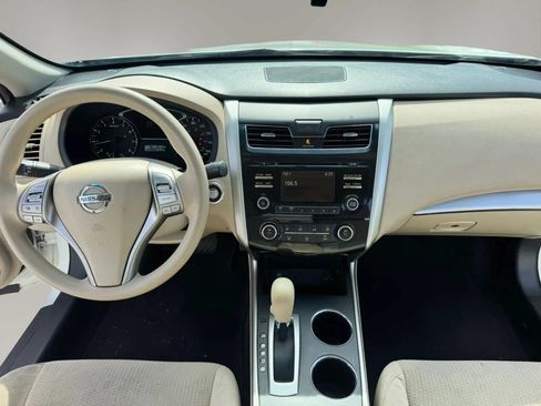 Used 2015 Nissan Altima 2.5 S w/ Power Driver Seat Package FWD image 14