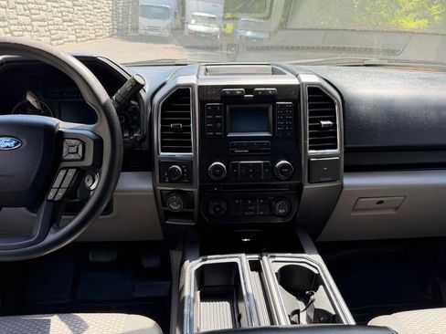 Used 2016 Ford F150 XLT w/ Trailer Tow Package AWD/4WD image 19
